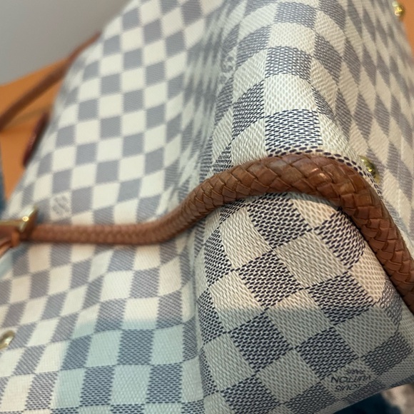 COPY - AUTHENTIC Louis Vuitton Propriano - Picture 11 of 16